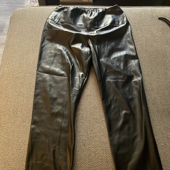 Aritzia Black Pleather leggings - Picture 4 of 6